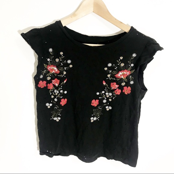 Alya Tops - Alta black floral embroidered T-shirt